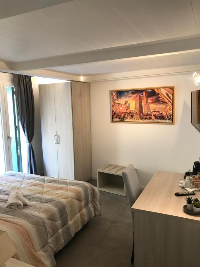 La Corte Del Sant'Orsola Rooms Bologna Luaran gambar