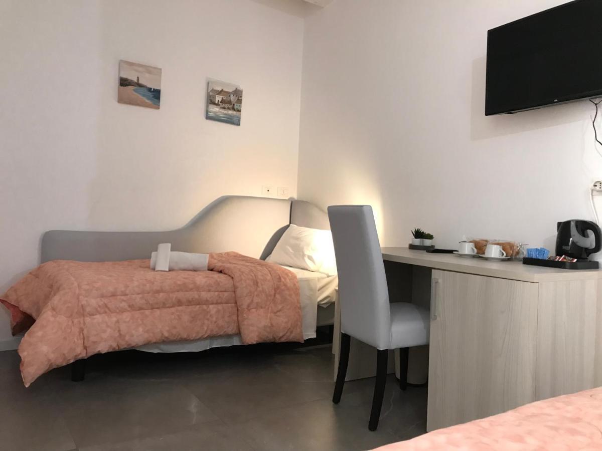 La Corte Del Sant'Orsola Rooms Bologna Luaran gambar